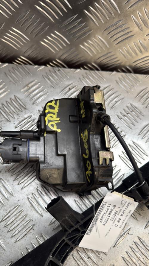 Serrure arriere droit RENAULT ESPACE 4 PHASE 1 Diesel - Image 4