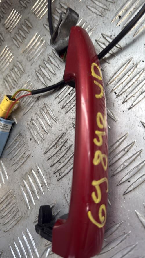 Poignee porte avant droit PEUGEOT 308 1 PHASE 1 CABRIOLET Diesel - Image 3