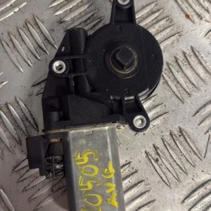 Moteur leve vitre avant gauche PEUGEOT 307 PHASE 1 BREAK Diesel - Image 1