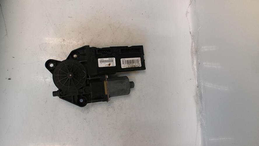 Moteur leve vitre avant gauche RENAULT MEGANE 3 PHASE 1 Diesel - Image 2