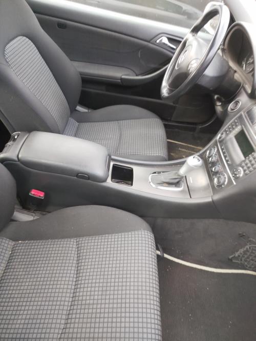 Interrupteur de leve vitre avant droit MERCEDES CLASSE C 203 COUPE SPORT PHASE 2 Diesel - Image 6