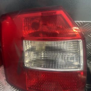 Feu arriere principal gauche (feux) AUDI A4 2 AVANT PHASE 1 BREAK Diesel - Image 1