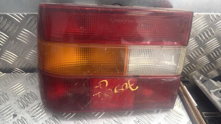 Feu arriere principal gauche (feux) VOLVO 850 PHASE 2 Essence - Image 2