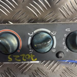 Commande chauffage RENAULT TWINGO 1 PHASE 3 Essence - Image 1