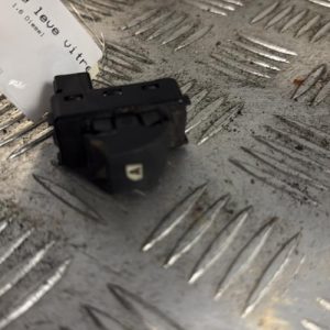 Interrupteur de leve vitre avant gauche CITROEN BERLINGO 2 PHASE 2 Diesel - Image 1
