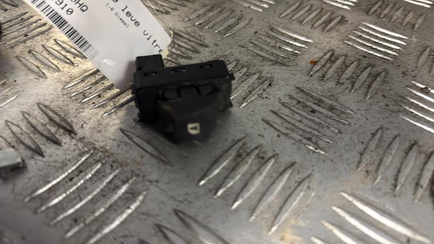 Interrupteur de leve vitre avant gauche CITROEN BERLINGO 2 PHASE 2 Diesel - Image 2