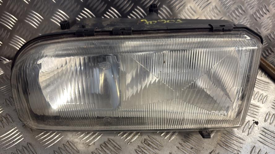 Optique avant principal gauche (feux)(phare) VOLVO 850 PHASE 2 Essence - Image 1