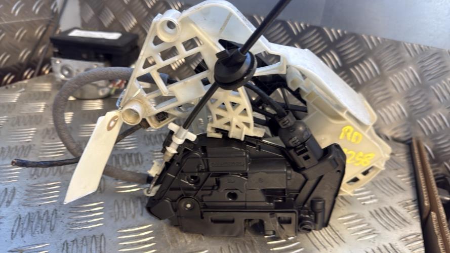 Serrure arriere droit VOLKSWAGEN TIGUAN 1 PHASE 2 Diesel - Image 1