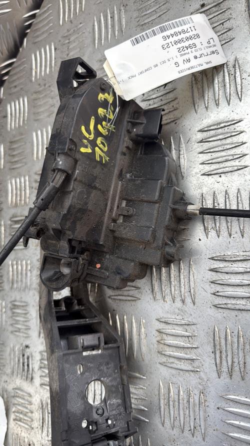 Serrure avant gauche RENAULT CLIO 3 PHASE 1 Diesel - Image 1