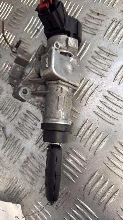 Neiman VOLKSWAGEN POLO 5 PHASE 1 Essence - Image 1