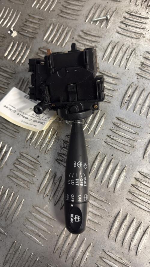 Commodo d'essuie glaces TOYOTA YARIS 1 PHASE 2 Essence - Image 1