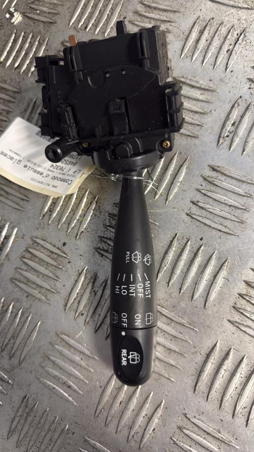 Commodo d'essuie glaces TOYOTA YARIS 1 PHASE 2 Essence - Image 3