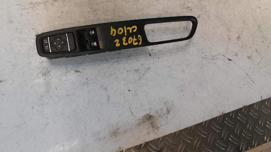 Interrupteur de leve vitre avant gauche RENAULT CLIO 4 PHASE 2 Diesel - Image 1