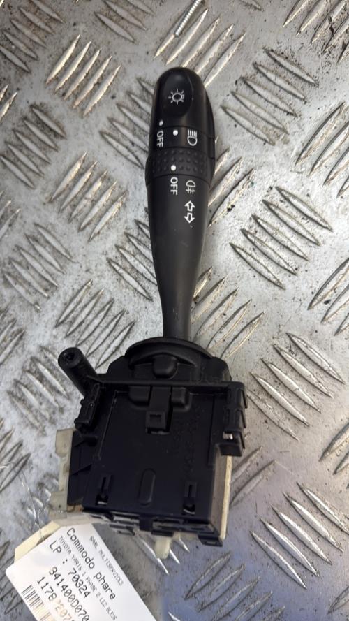 Commodo phare TOYOTA YARIS 1 PHASE 2 Essence - Image 3