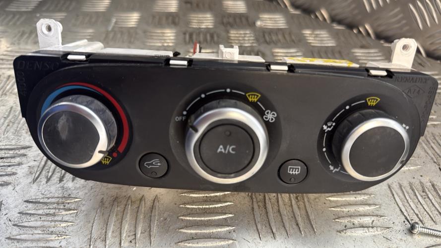 Commande chauffage RENAULT CLIO 4 PHASE 1 Diesel - Image 1