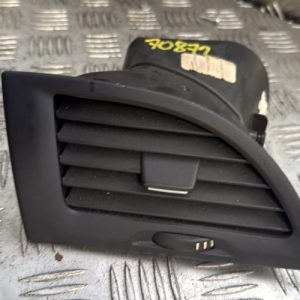 Aerateur tableau de bord avant gauche RENAULT MEGANE 3 PHASE 1 Ethanol - Image 1