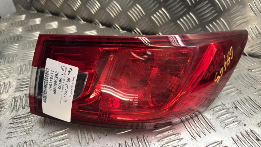 Feu arriere principal droit (feux) RENAULT CLIO 4 PHASE 1 Diesel - Image 4