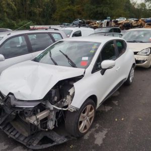 Aile avant gauche RENAULT CLIO 4 PHASE 1 Diesel - Image 1