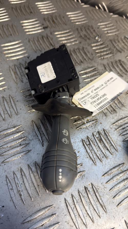 Commodo d'essuie glaces RENAULT TWINGO 1 PHASE 3 Essence - Image 2