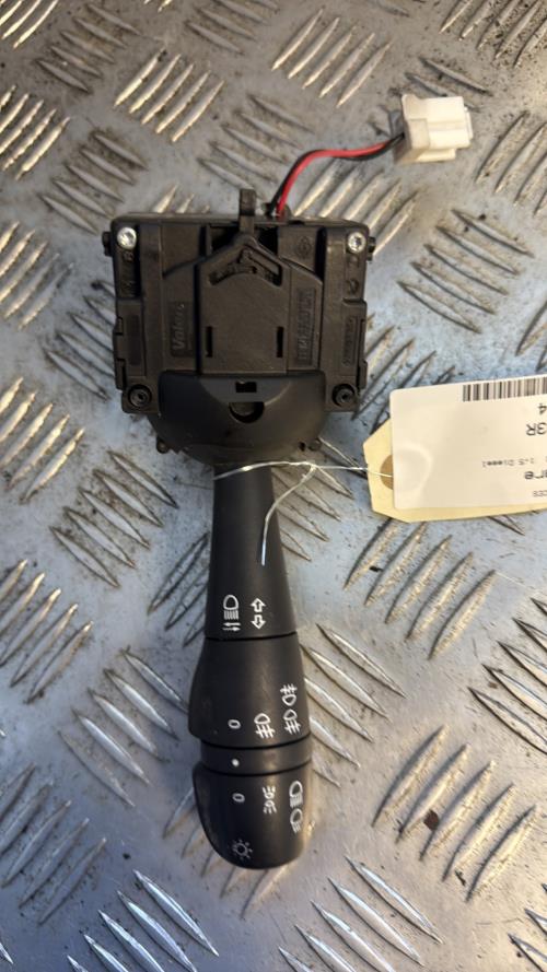 Commodo phare RENAULT CLIO 4 PHASE 1 Diesel - Image 2