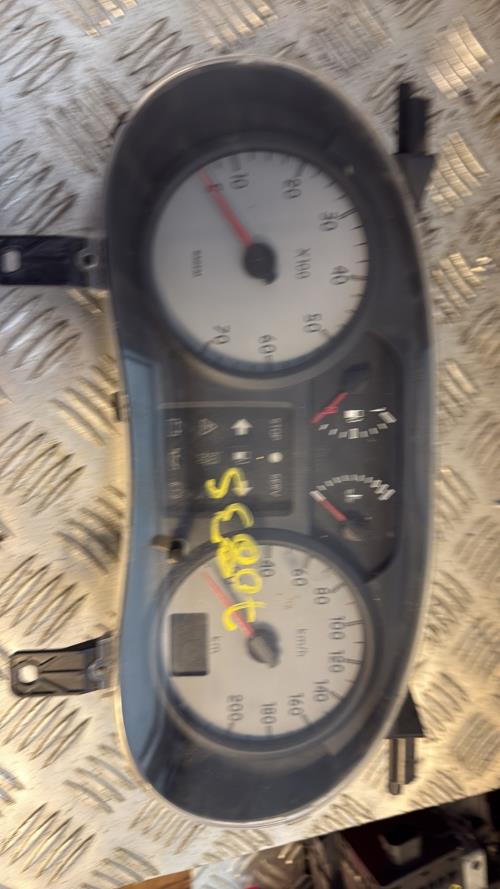 Compteur RENAULT KANGOO 1 PHASE 2 Essence - Image 3