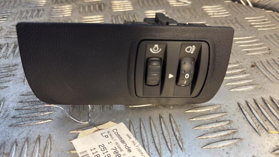 Commande de reglage hauteur de phare RENAULT MEGANE 3 PHASE 1 Ethanol - Image 2