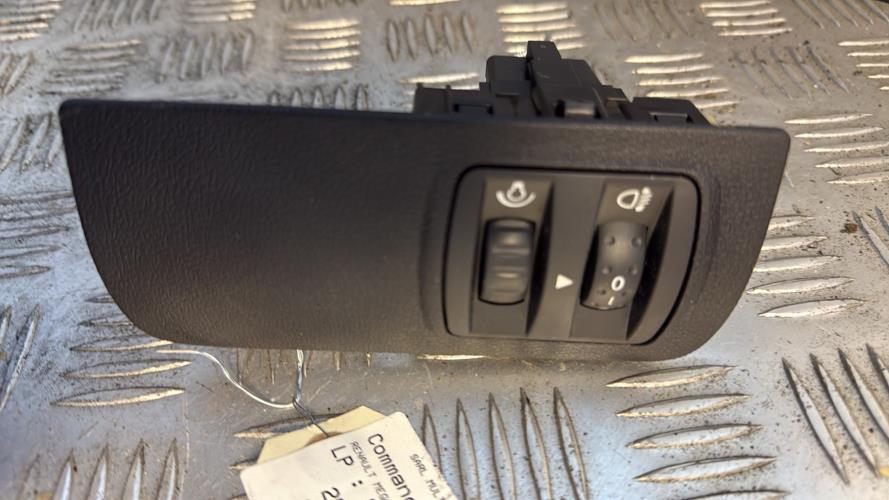 Commande de reglage hauteur de phare RENAULT MEGANE 3 PHASE 1 Ethanol - Image 4