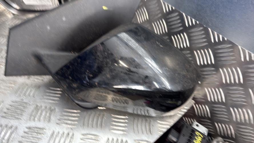 Retroviseur gauche RENAULT MEGANE 3 PHASE 1 Ethanol - Image 3