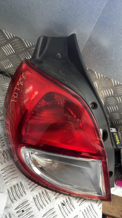 Feu arriere principal gauche (feux) RENAULT CLIO 3 PHASE 1 Diesel - Image 3