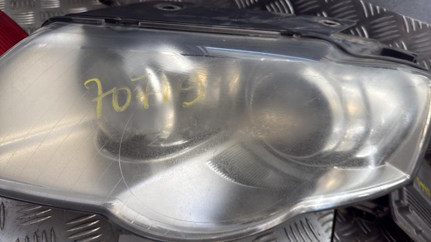 Optique avant principal gauche (feux)(phare) VOLKSWAGEN PASSAT 2 PHASE 1 - Image 1