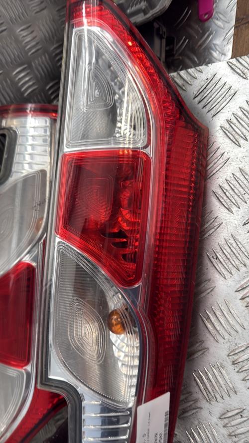 Feu arriere principal droit (feux) RENAULT KANGOO 2 PHASE 2 Diesel - Image 3