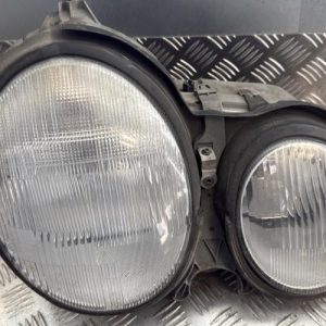 Optique avant principal droit (feux)(phare) MERCEDES CLASSE E 210 PHASE 2 Diesel - Image 1