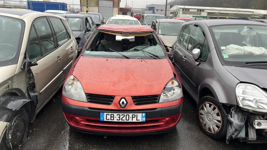 Feu arriere principal droit (feux) RENAULT CLIO 2 PHASE 2 Essence - Image 4