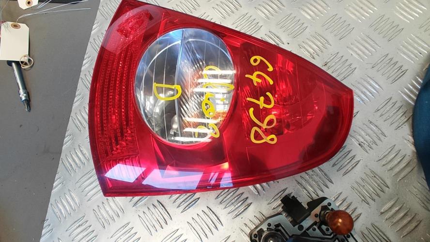 Feu arriere principal droit (feux) RENAULT CLIO 2 PHASE 2 Essence - Image 1