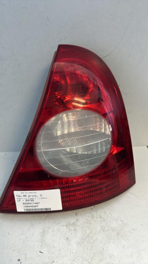 Feu arriere principal droit (feux) RENAULT CLIO 2 PHASE 2 Essence - Image 3