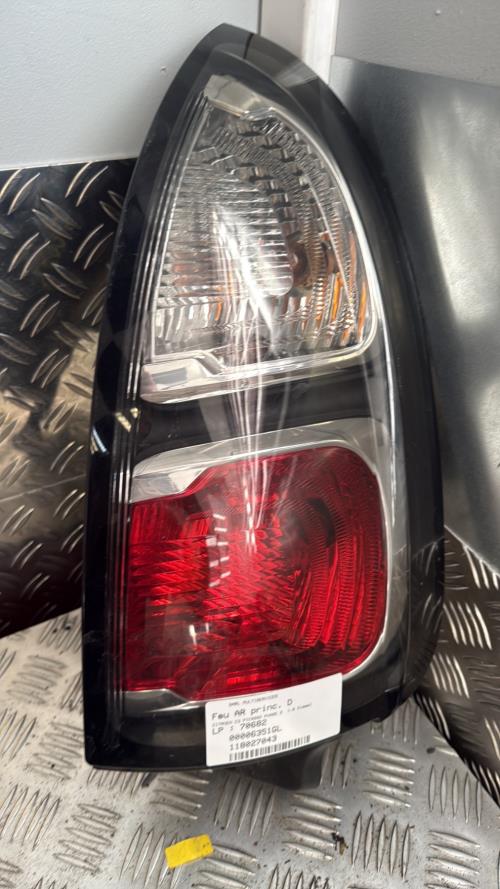 Feu arriere principal droit (feux) CITROEN C3 PICASSO PHASE 2 Diesel - Image 2