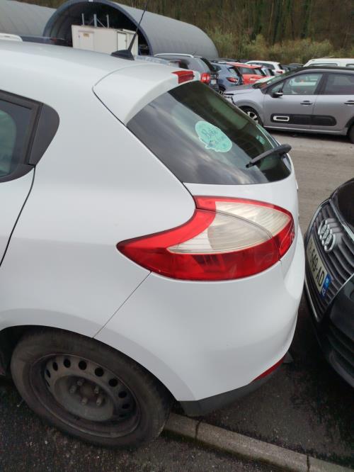 Aerateur tableau de bord avant droit RENAULT MEGANE 3 PHASE 3 Diesel - Image 6