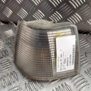 Optique avant secondaire droit (feux)(clignotant) VOLVO 850 PHASE 2 Essence - Image 1