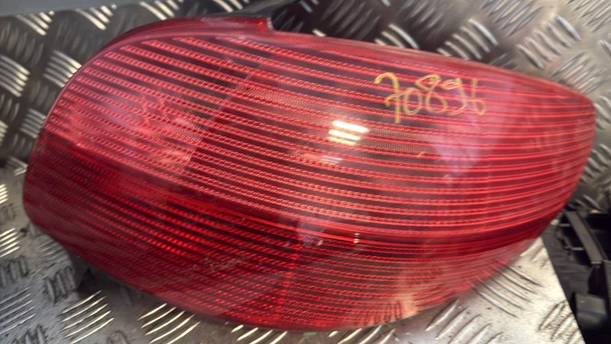 Feu arriere principal droit (feux) PEUGEOT 206 PHASE 2 BREAK Diesel - Image 1