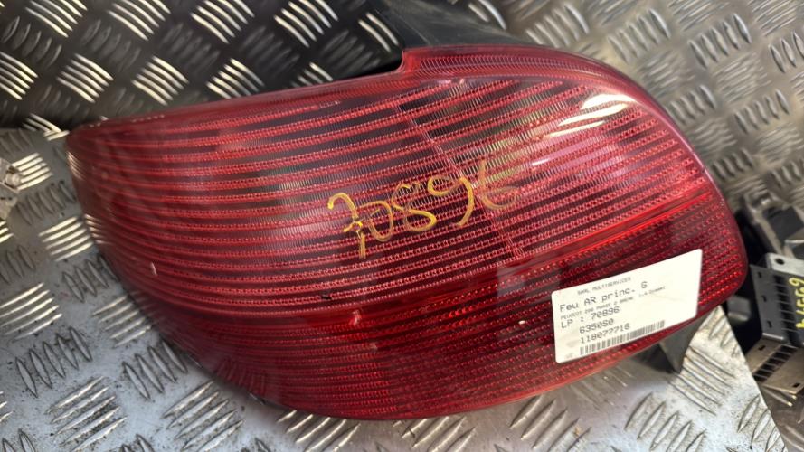 Feu arriere principal gauche (feux) PEUGEOT 206 PHASE 2 BREAK Diesel - Image 2