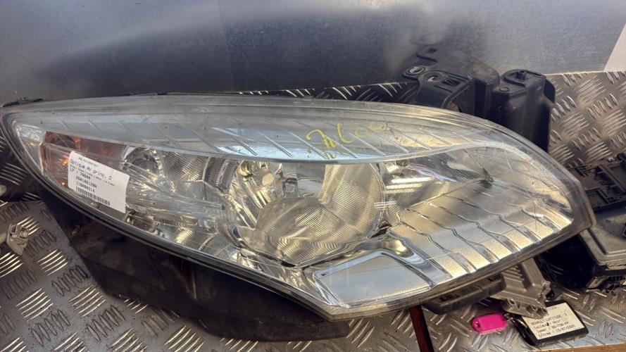 Optique avant principal droit (feux)(phare) RENAULT MEGANE 3 PHASE 2 BREAK Diesel - Image 1