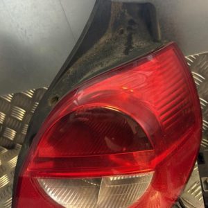 Feu arriere principal droit (feux) RENAULT CLIO 3 PHASE 2 Diesel - Image 1