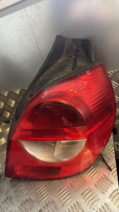 Feu arriere principal droit (feux) RENAULT CLIO 3 PHASE 2 Diesel - Image 2