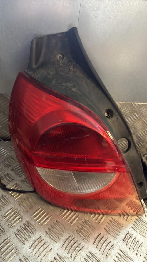 Feu arriere principal gauche (feux) RENAULT CLIO 3 PHASE 2 Diesel - Image 3