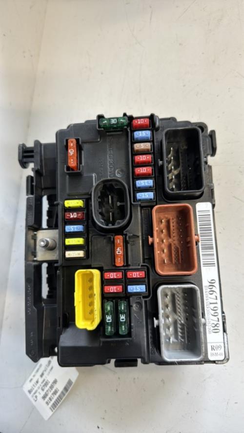 Boitier servitude moteur (BSM) CITROEN C3 2 PHASE 1 Diesel - Image 3