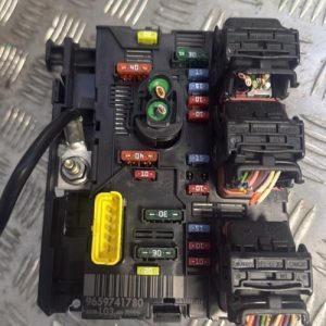 Boitier servitude moteur (BSM) CITROEN C3 1 PHASE 2 Essence - Image 1