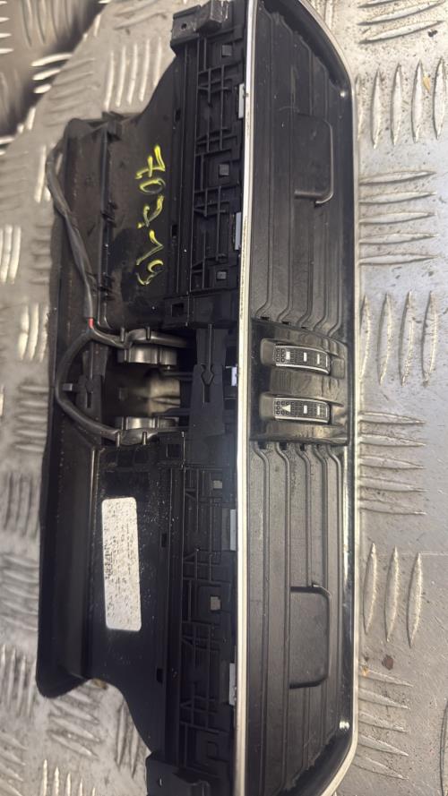 Aerateur tableau de bord VOLKSWAGEN PASSAT 2 PHASE 1 - Image 3