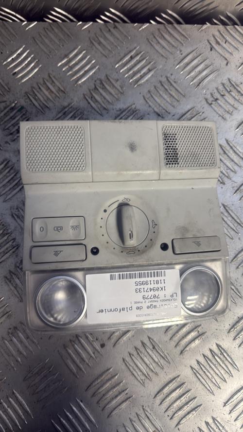 Eclairage de plafonnier VOLKSWAGEN PASSAT 2 PHASE 1 - Image 1