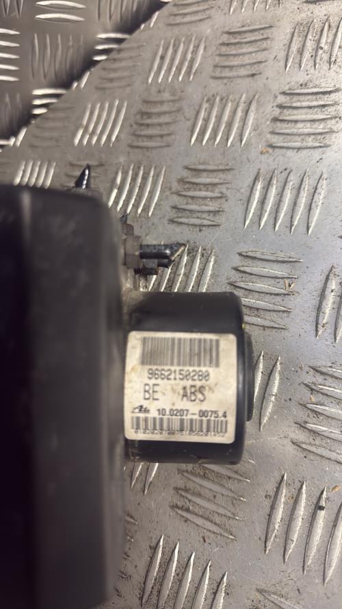 Bloc ABS (freins anti-blocage) CITROEN C3 1 PHASE 2 Essence - Image 6