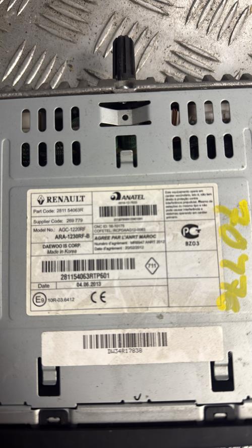 Autoradio d'origine RENAULT KANGOO 2 PHASE 2 Diesel - Image 2